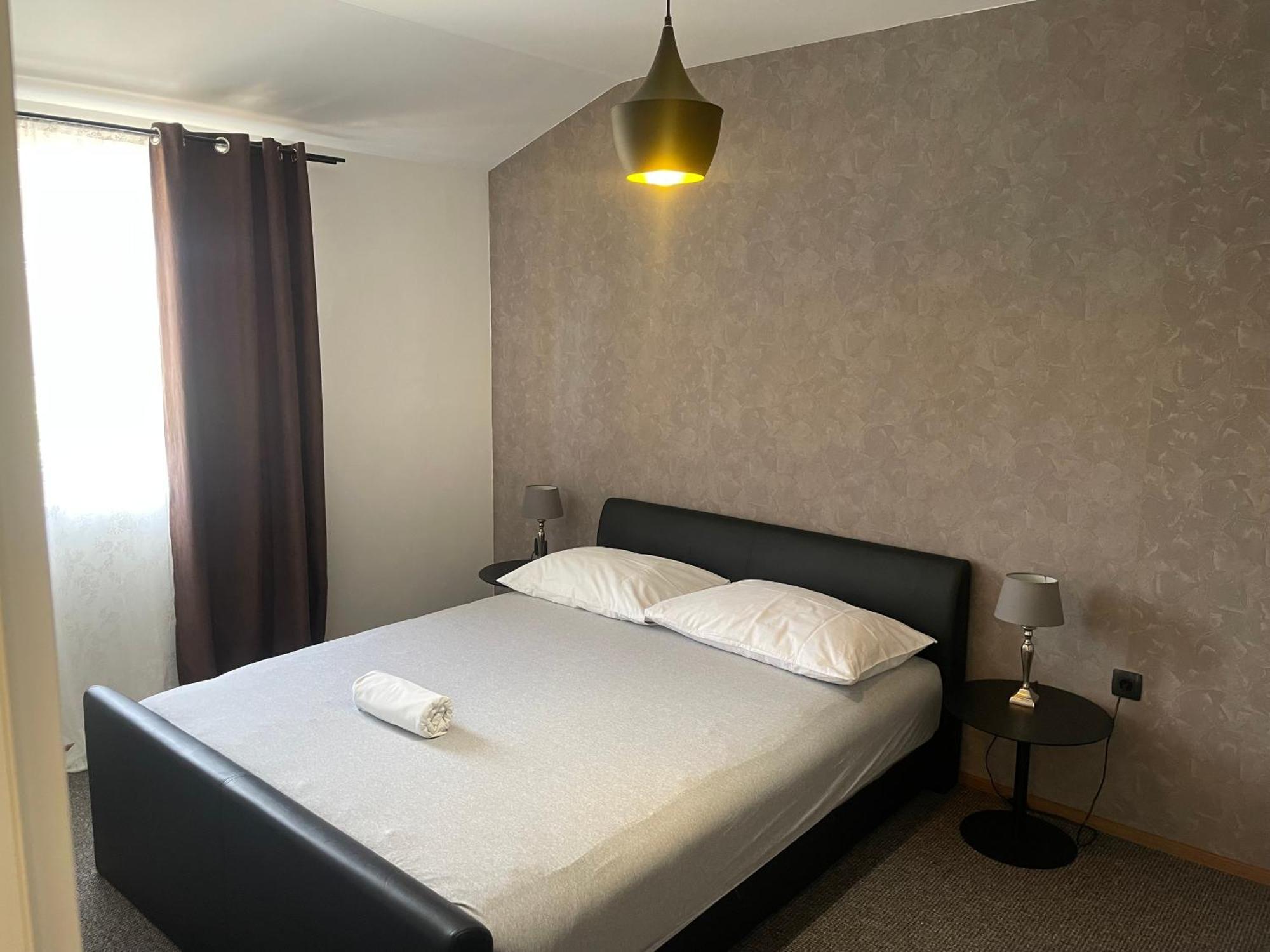 Apartmani Bm Biograd Na Moru Esterno foto
