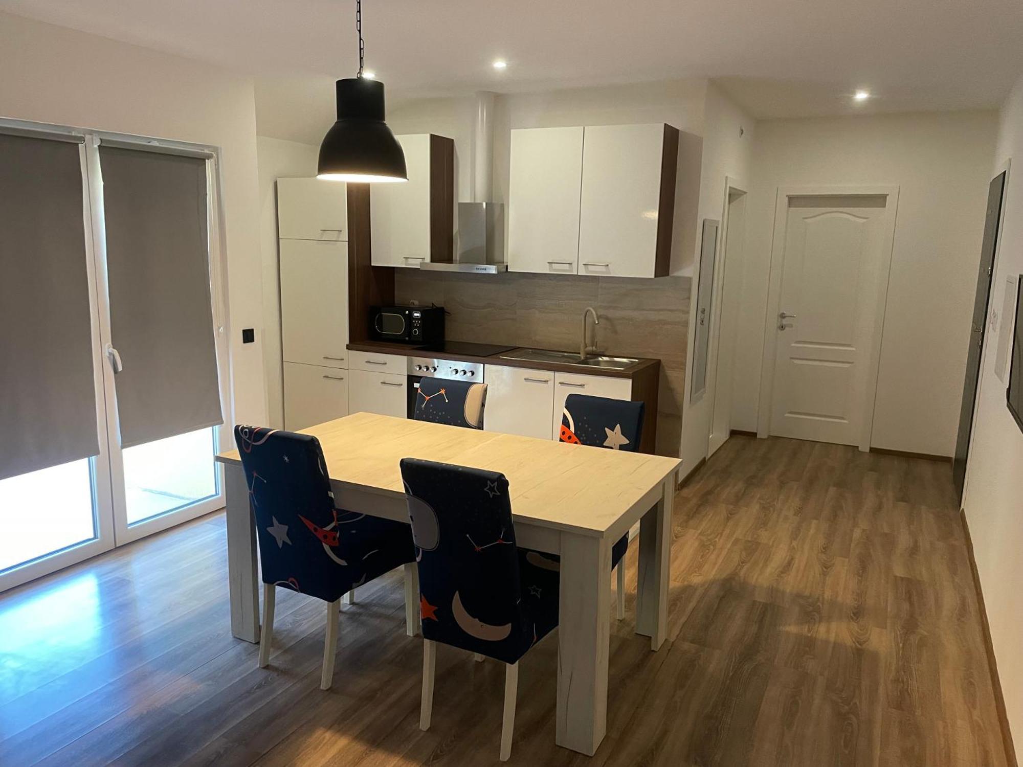 Apartmani Bm Biograd Na Moru Esterno foto