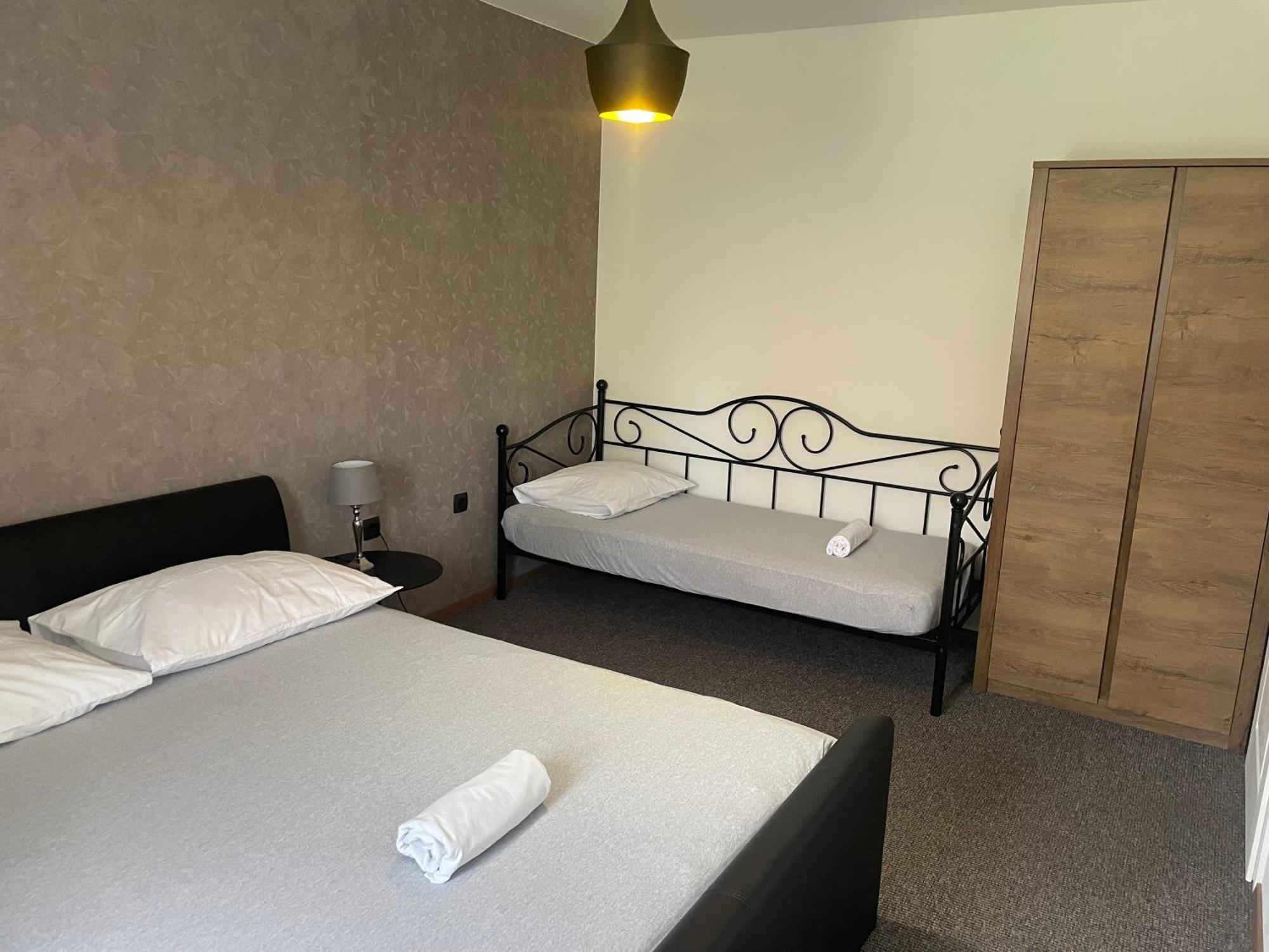 Apartmani Bm Biograd Na Moru Esterno foto